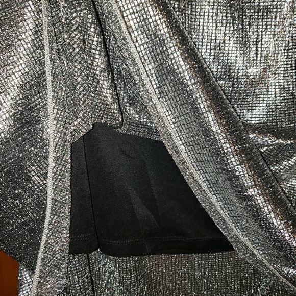 Lularoe Elegant Lola 2XL silver sparkle skirt - Picture 3 of 8